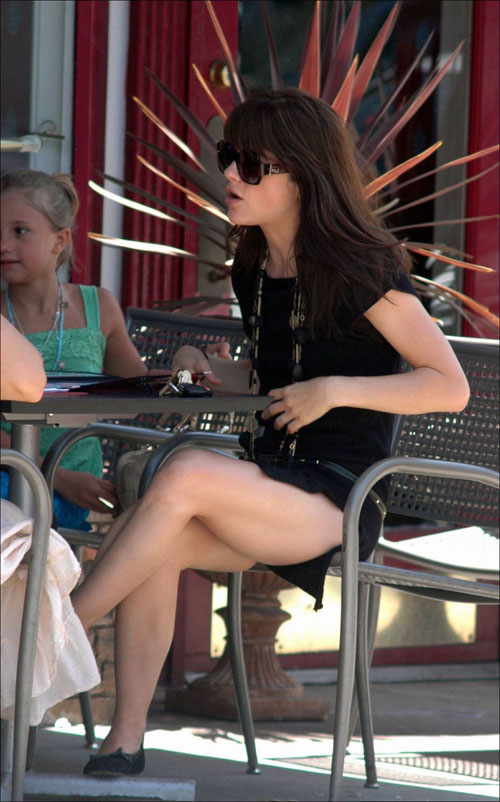 Selma Blair legs