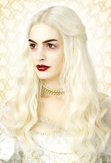 anne hathaway Anne Hathaway como la Reina Blanca