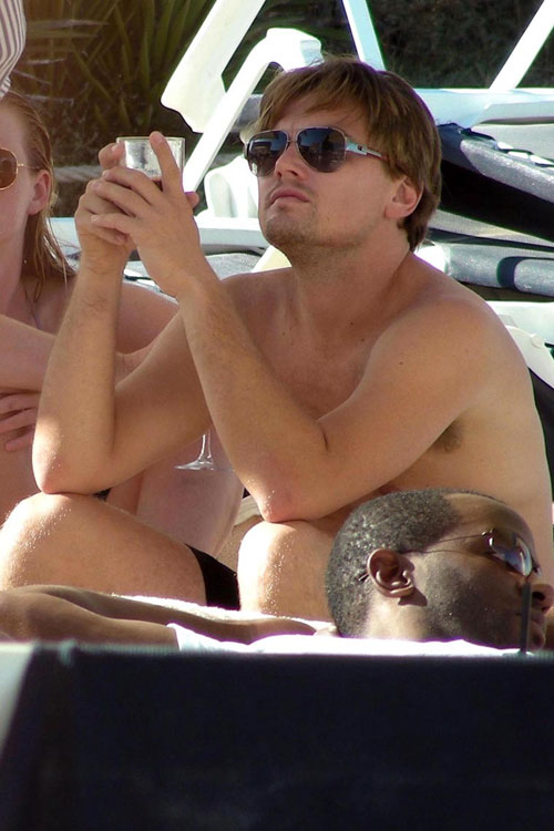 Leonardo dicaprio shirtless