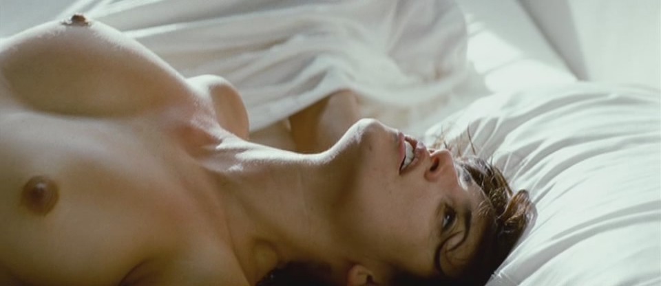 Penelope Cruz desnuda